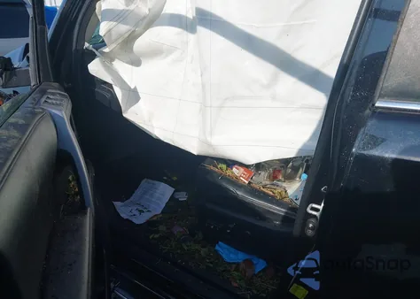 2014 Toyota 4Runner Sr5/Limited/Trail из США, поврежденный, VIN JTEBU5JR7E5176265